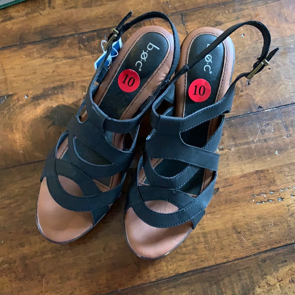 b.o.c wedge sandal